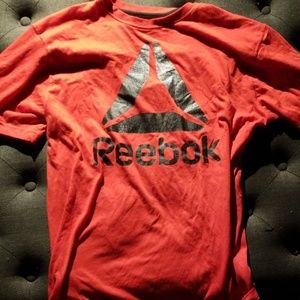 Reebok t shirt
